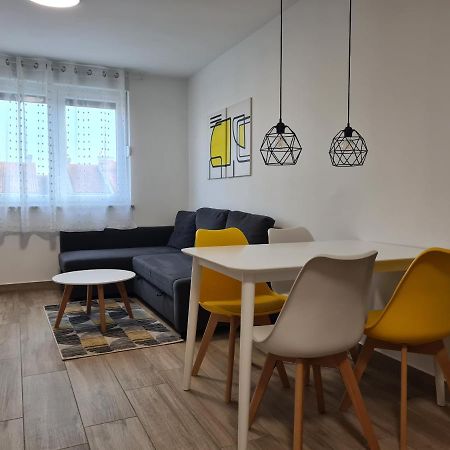 River68 - Apartment In Риека Экстерьер фото