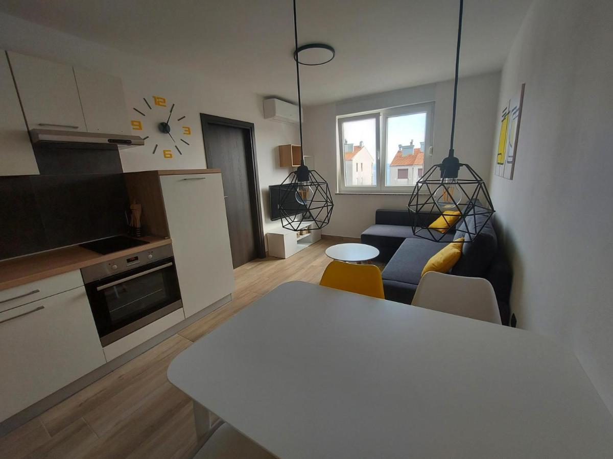 River68 - Apartment In Риека Экстерьер фото